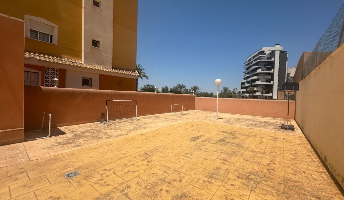 Resale - Apartment / flat - Guardamar del Segura
