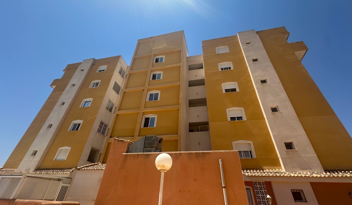 Resale - Apartment / flat - Guardamar del Segura