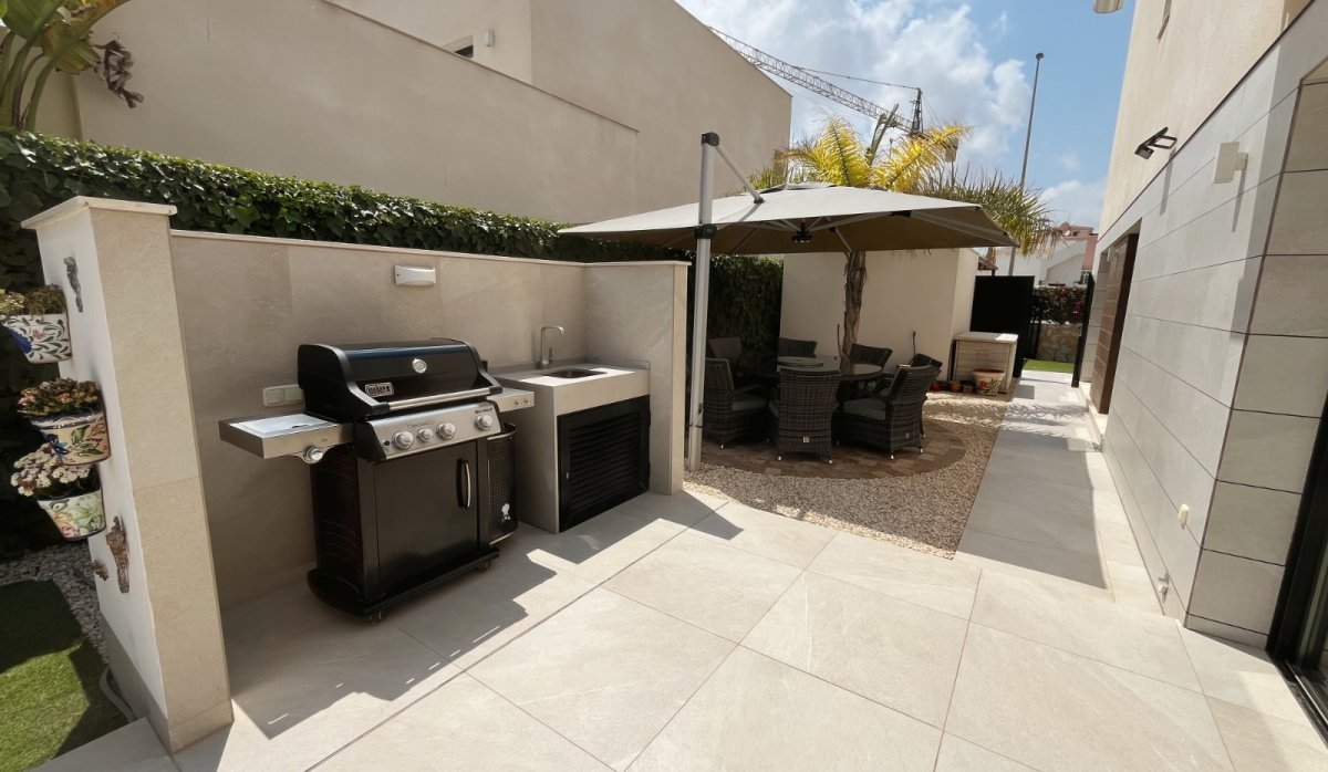 Resale - Townhouse - Los Montesinos - La Herrada