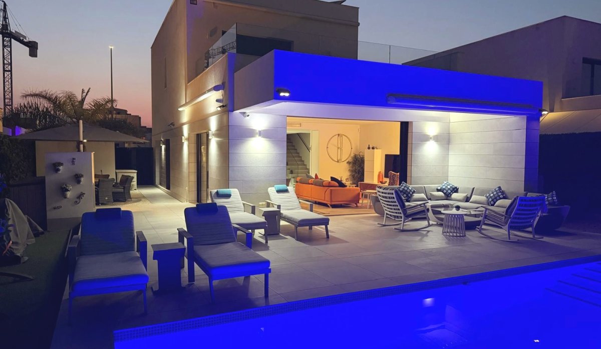 Resale - Townhouse - Los Montesinos - La Herrada