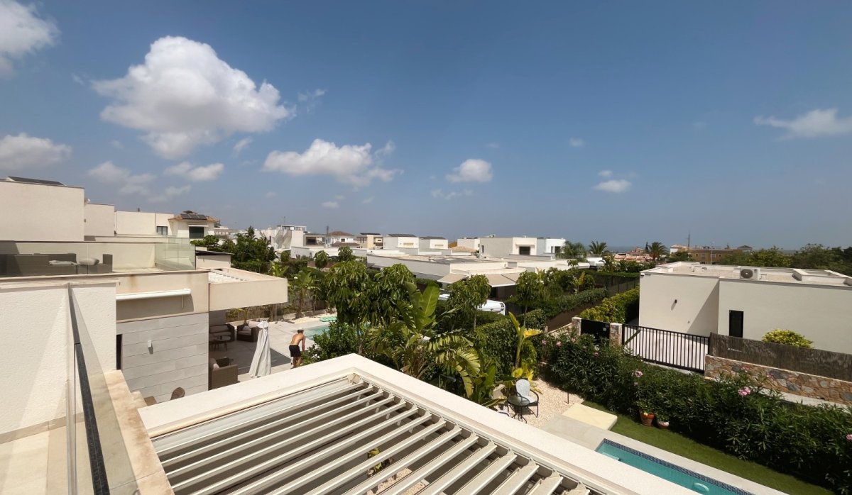 Resale - Townhouse - Los Montesinos - La Herrada