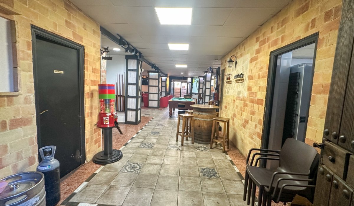 Revente - Commercial - Torrevieja - Nueva Torrevieja