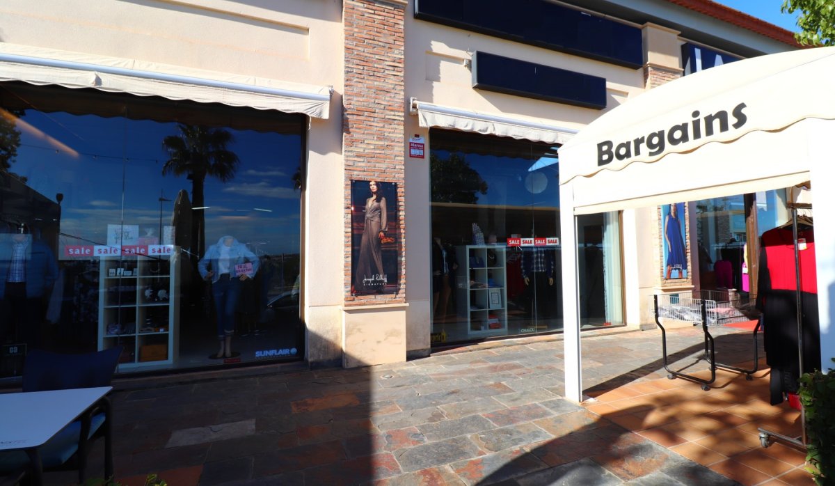 Reventa - Commercial (Leasehold) - Algorfa - La finca Golf