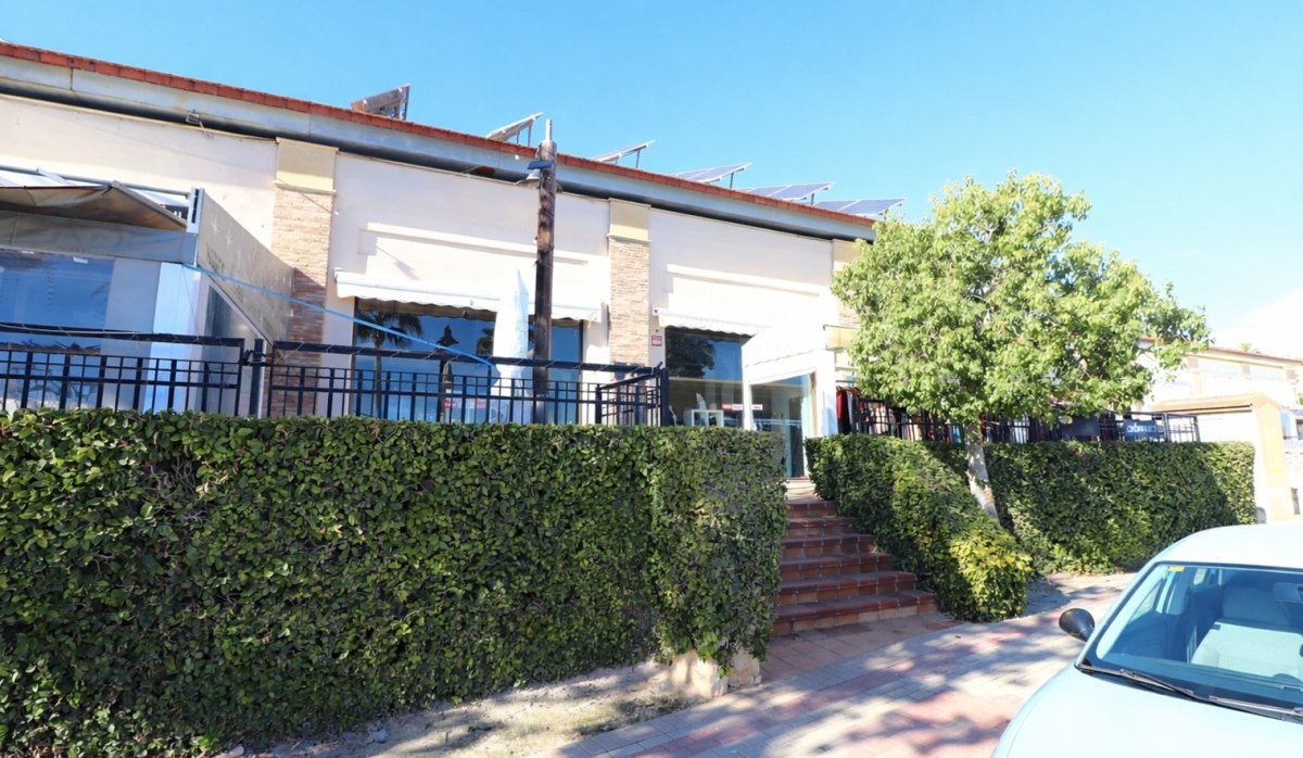 Reventa - Commercial (Leasehold) - Algorfa - La finca Golf