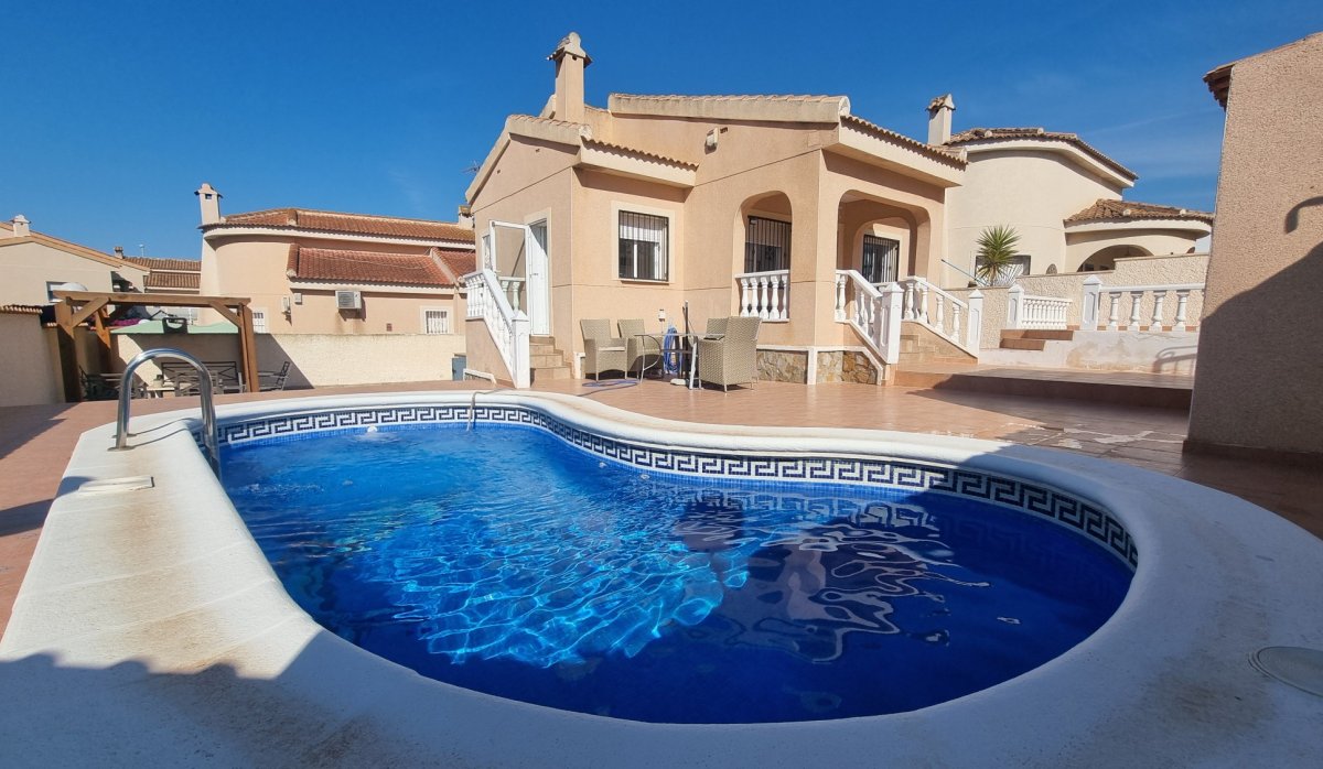 Reventa - Villa - Ciudad quesada - Benimar