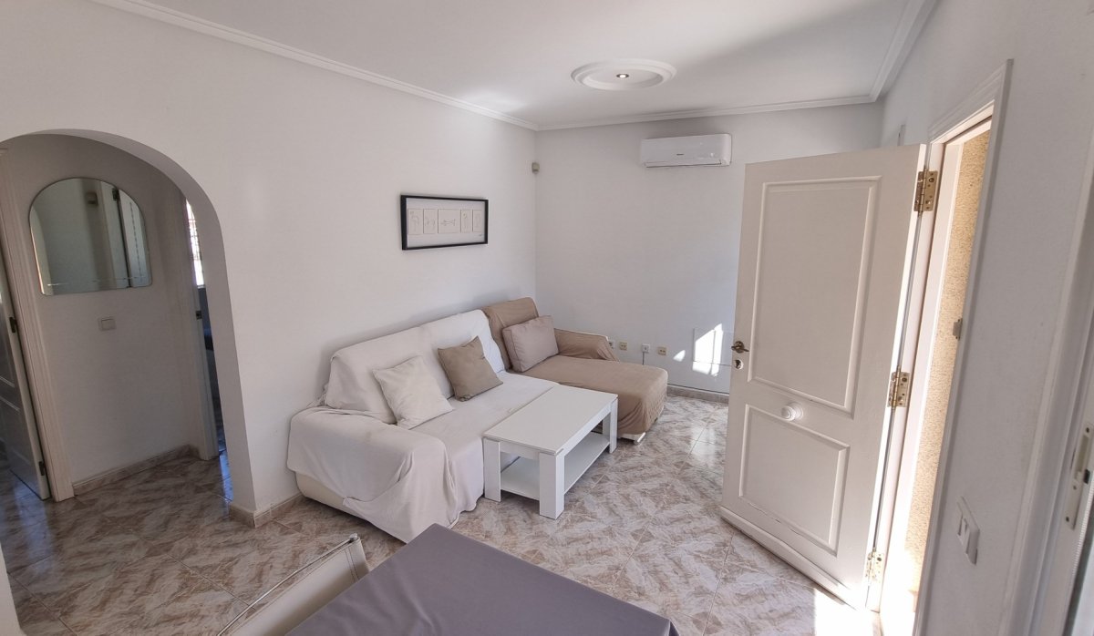 Reventa - Villa - Ciudad quesada - Benimar