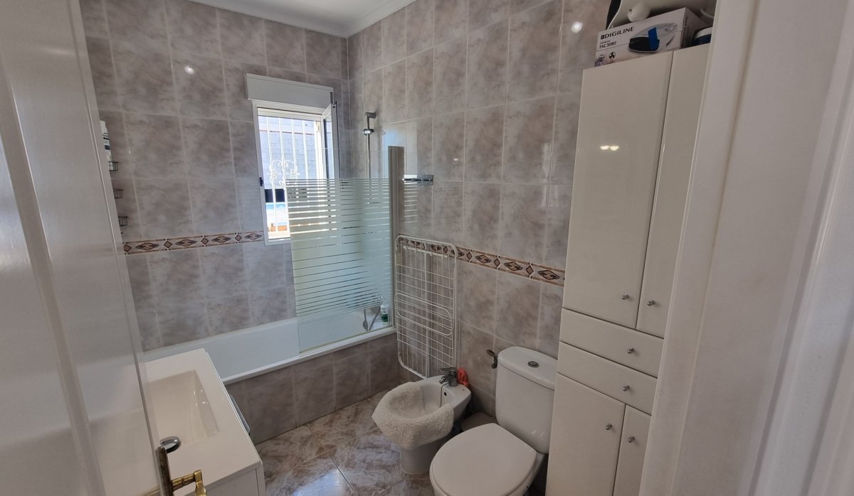 Reventa - Villa - Ciudad quesada - Benimar