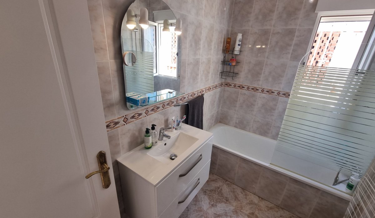 Reventa - Villa - Ciudad quesada - Benimar
