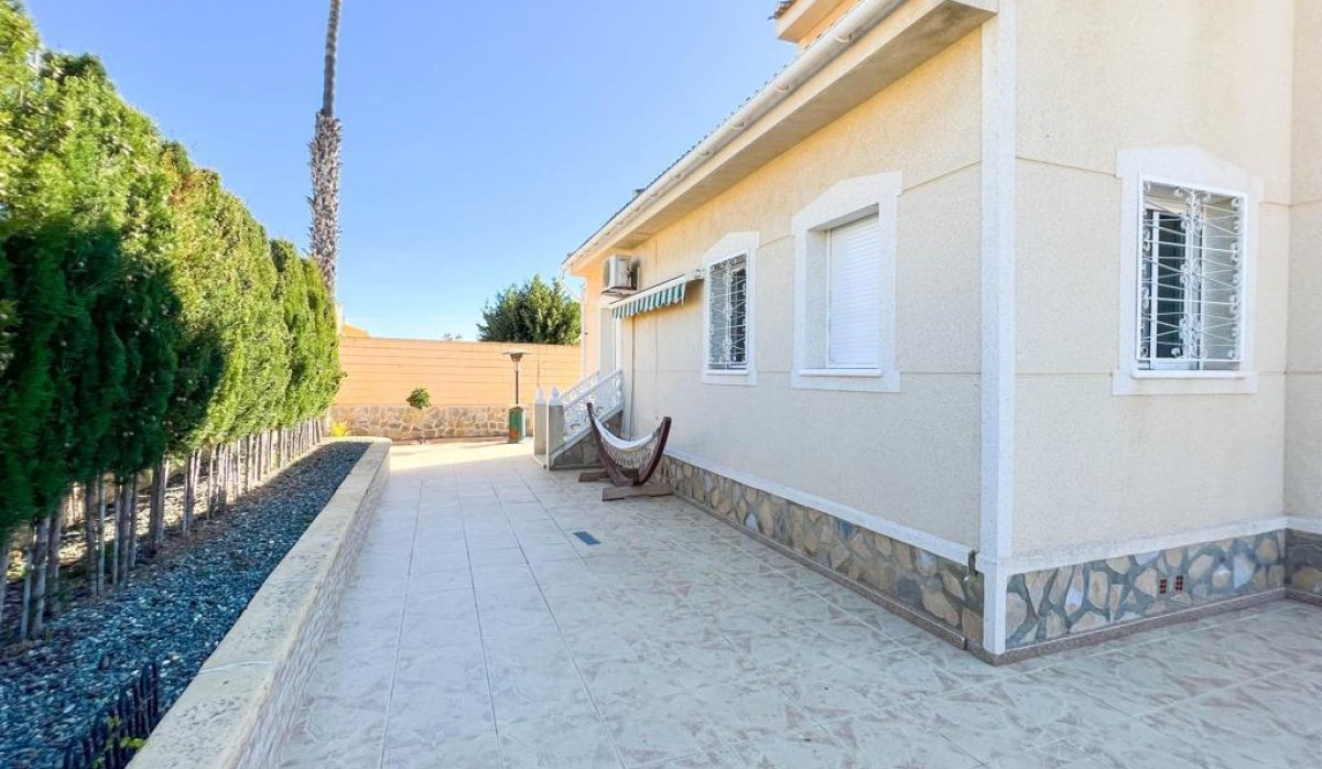 Revente - Villa - Ciudad quesada - Doña Pepa