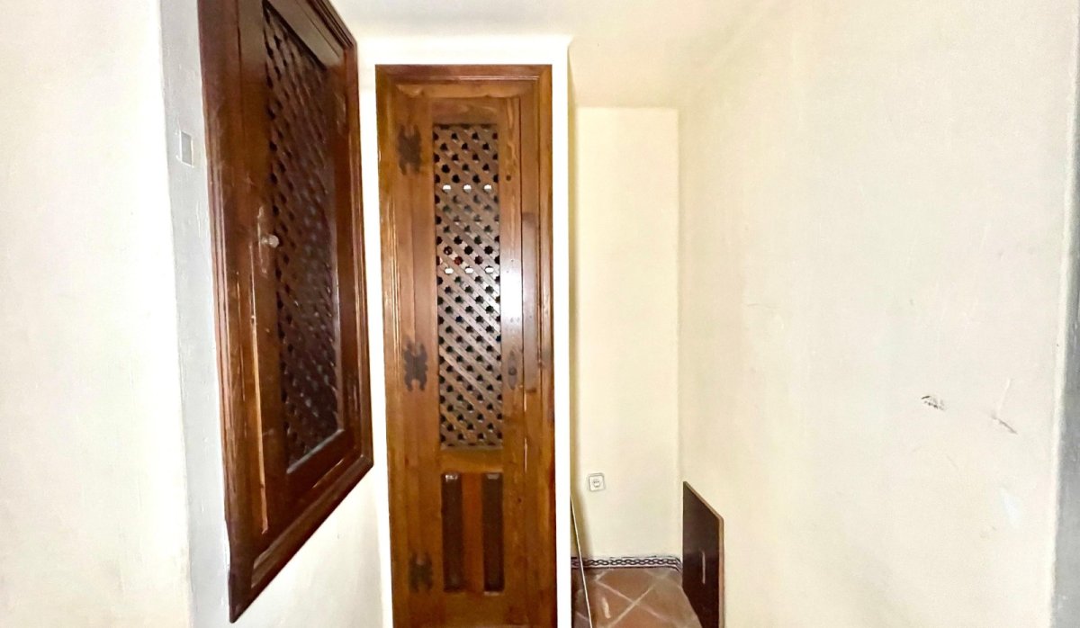 Revente - Commercial - Torrevieja - Playa Los Locos