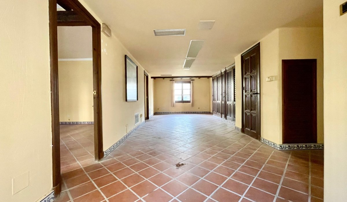 Revente - Commercial - Torrevieja - Playa Los Locos