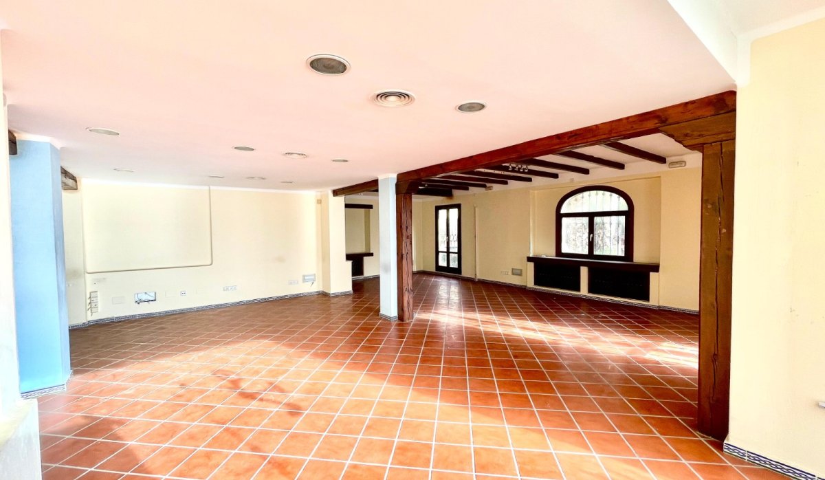 Revente - Commercial - Torrevieja - Playa Los Locos