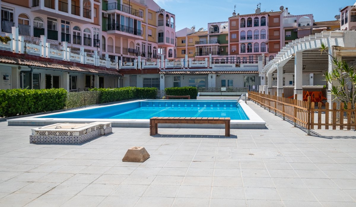 Revente - Commercial - Torrevieja - La veleta