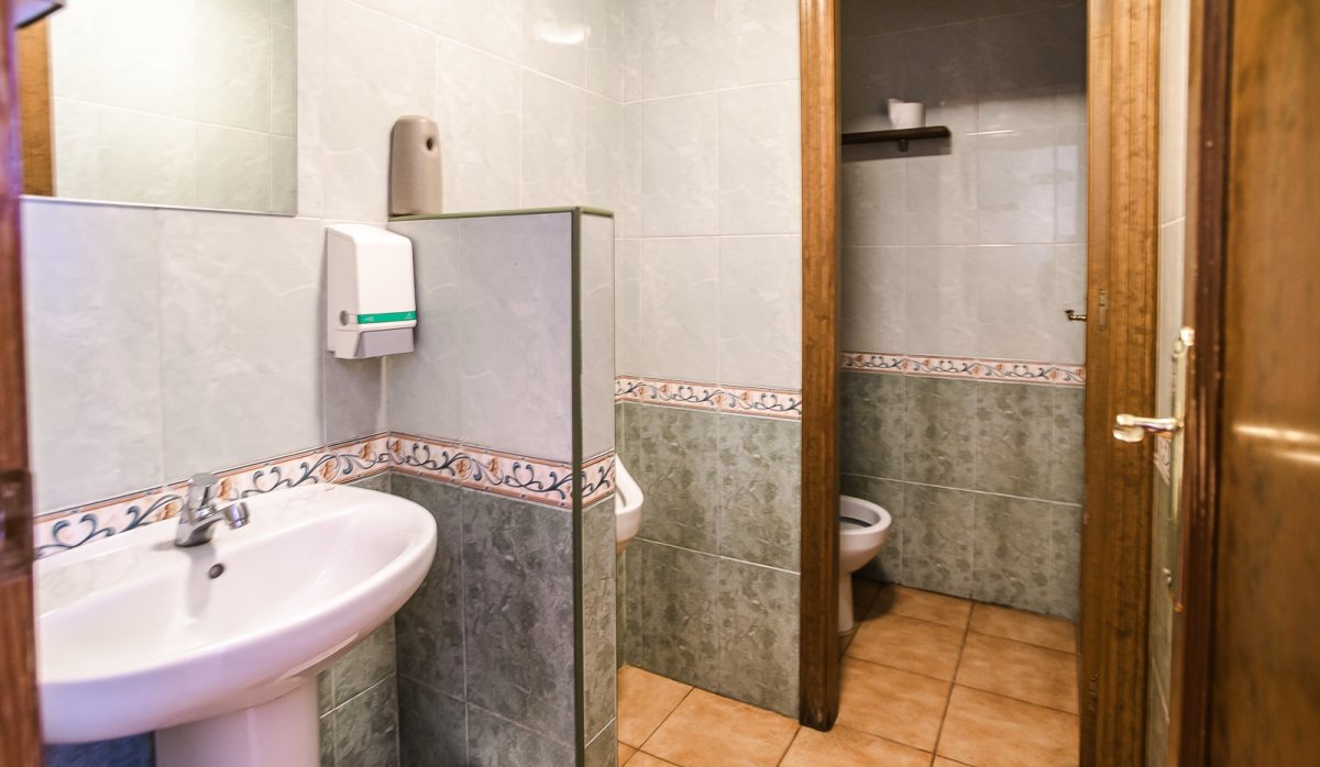 Revente - Commercial - Torrevieja - La veleta