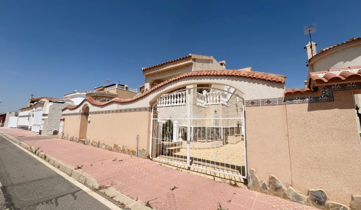 Reventa - Villa - Ciudad quesada - Airstrip