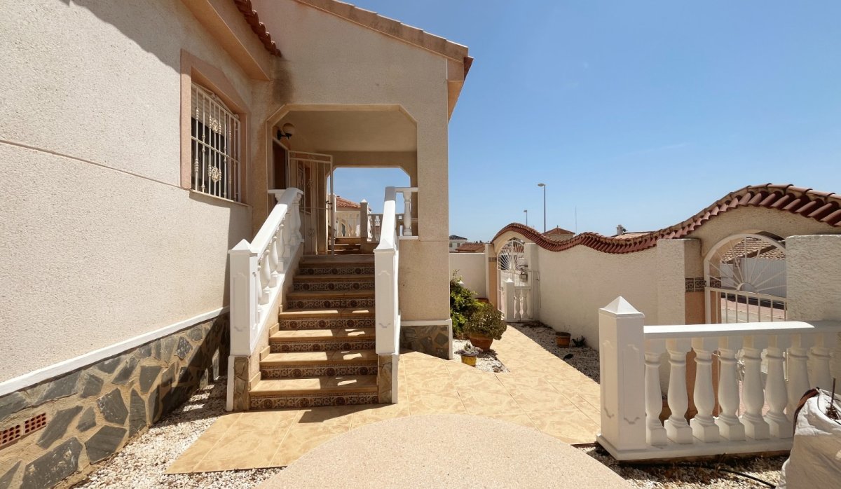 Reventa - Villa - Ciudad quesada - Airstrip