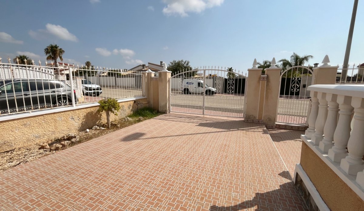 Reventa - Villa - Ciudad quesada - Airstrip