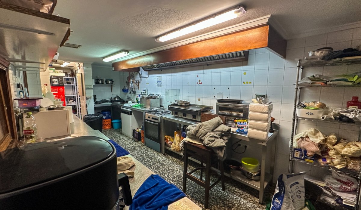 Revente - Commercial - Torrevieja - Playa del Cura