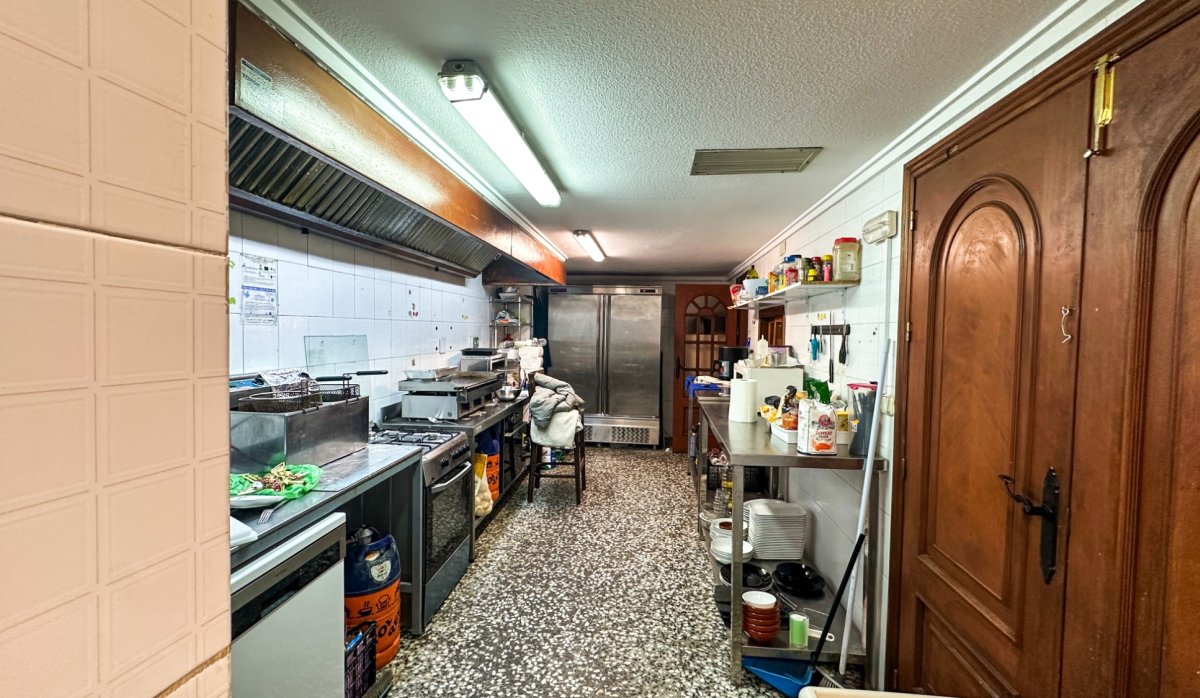 Revente - Commercial - Torrevieja - Playa del Cura