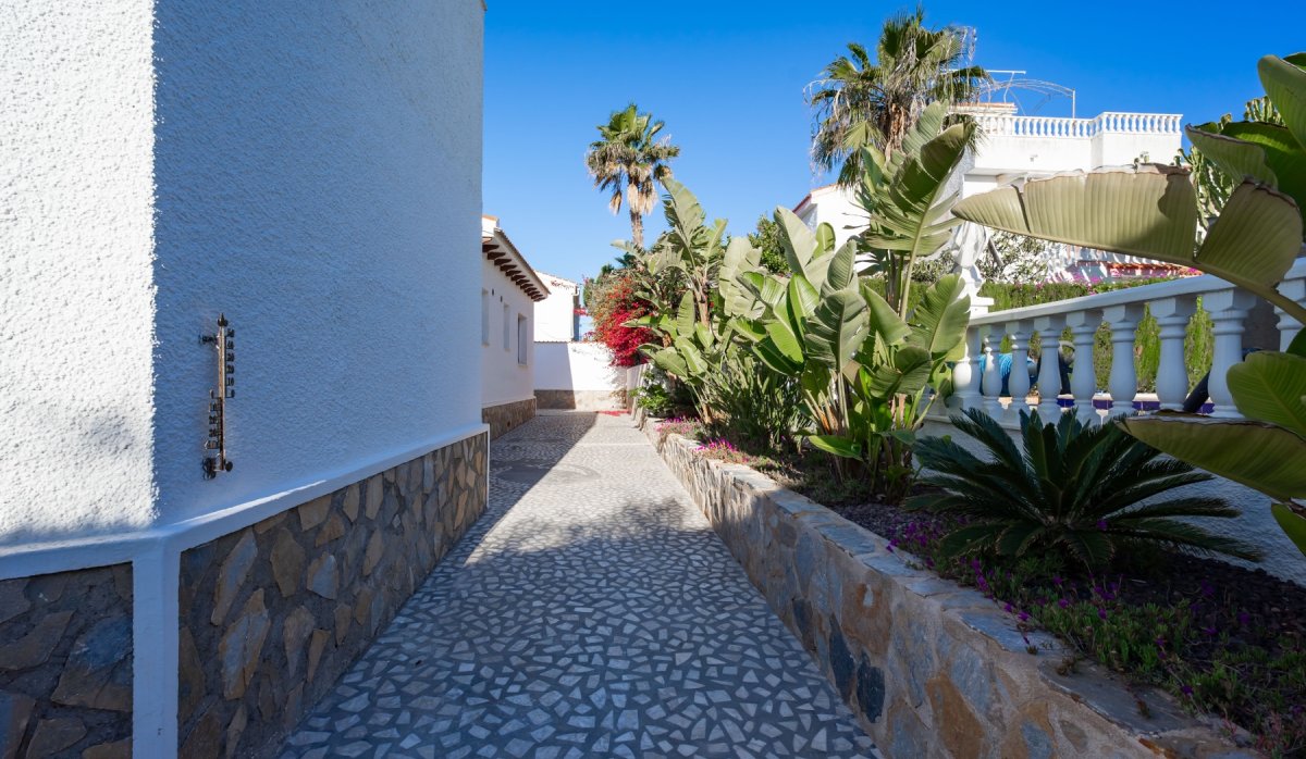 Reventa - Villa - Ciudad quesada - town