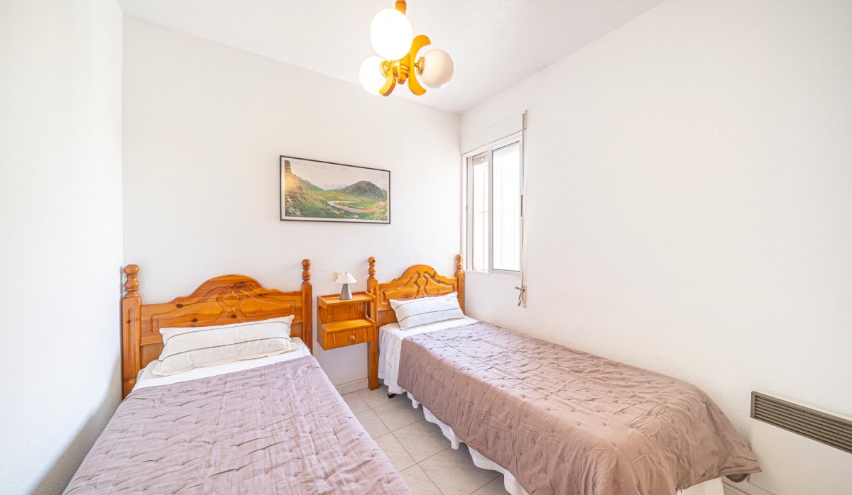 Reventa - Apartamento / piso - Torrevieja