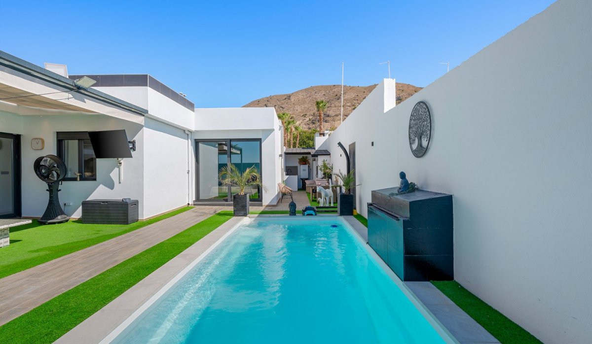 Revente - Villa - Fortuna - Urbanizacion Las Kalendas