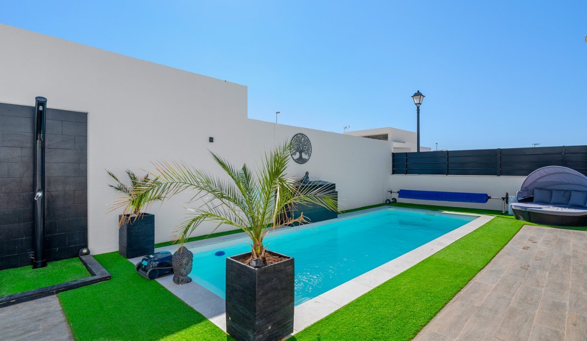 Revente - Villa - Fortuna - Urbanizacion Las Kalendas