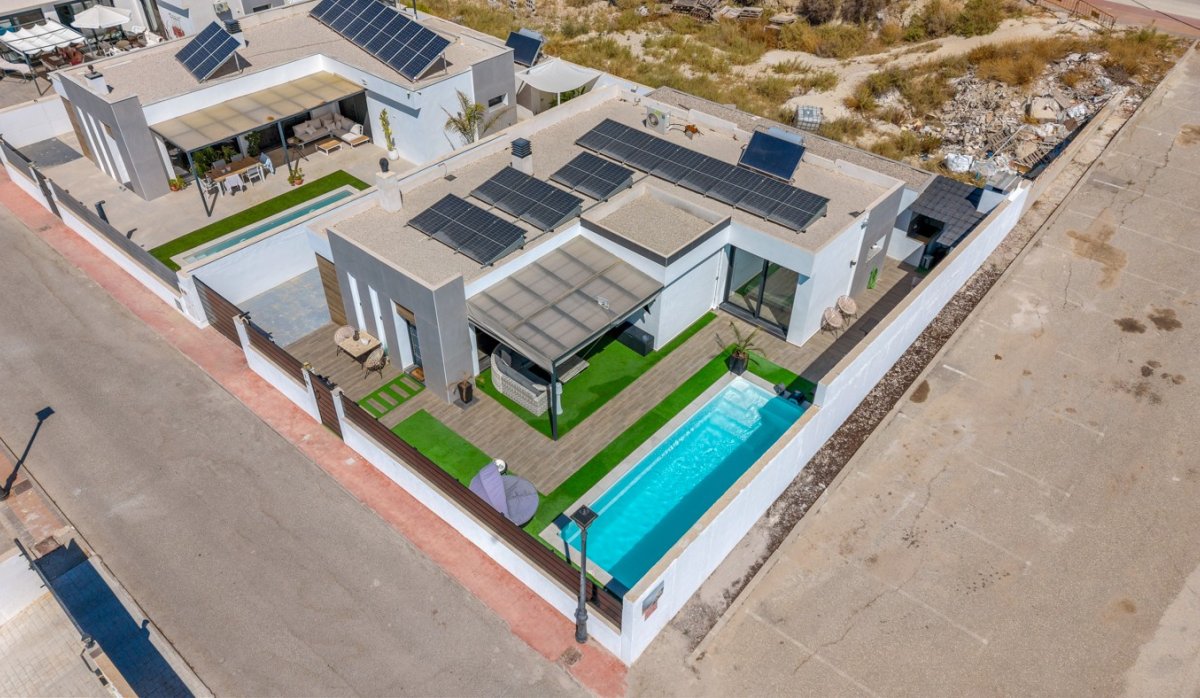 Revente - Villa - Fortuna - Urbanizacion Las Kalendas