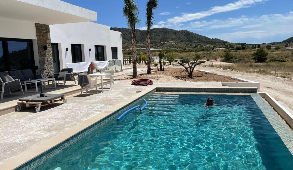 Obra nueva - Villa - Pinoso - Casas Pastor