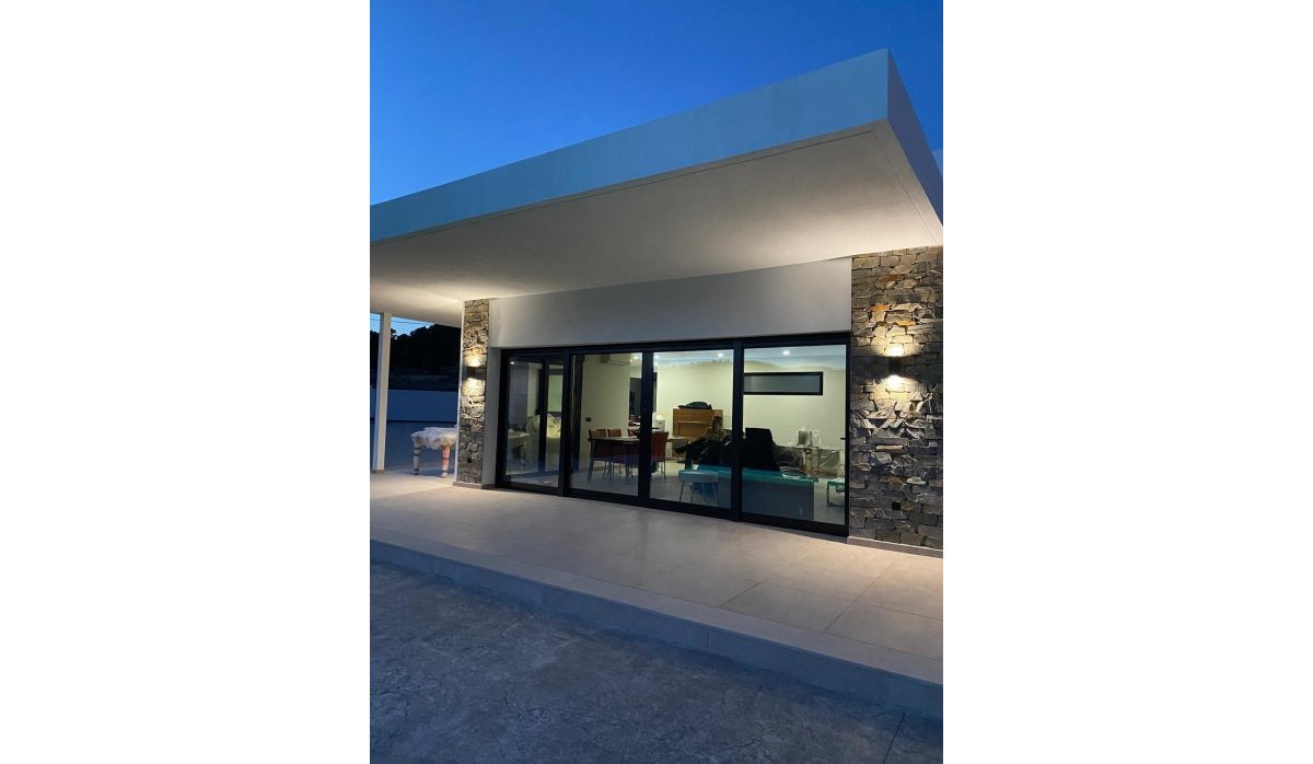 Obra nueva - Villa - Pinoso - Casas Pastor