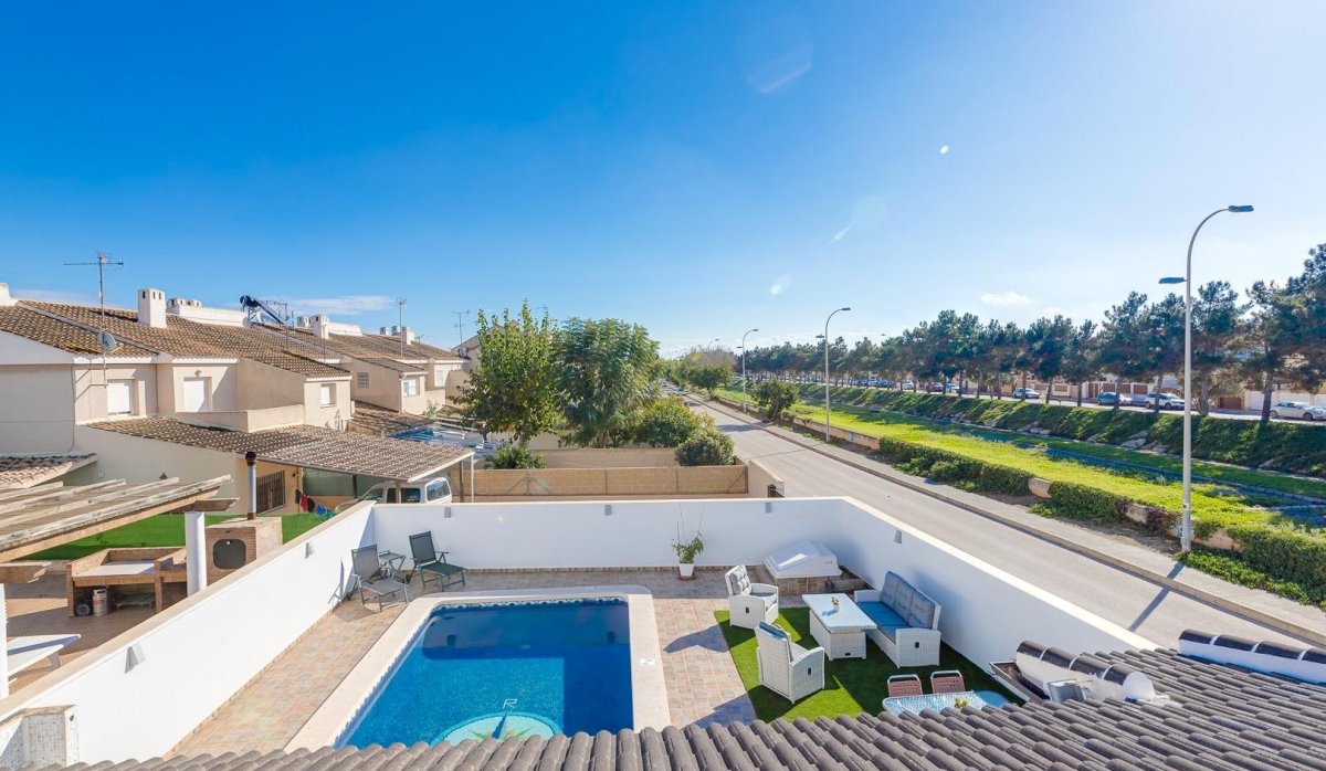 Resale - Villa - San Javier