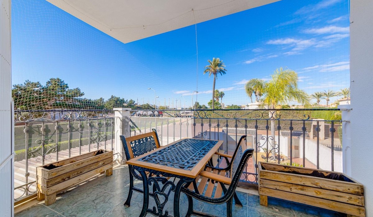 Resale - Villa - San Javier