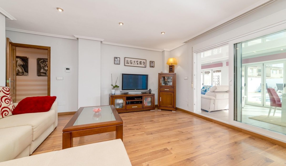 Resale - Villa - San Javier