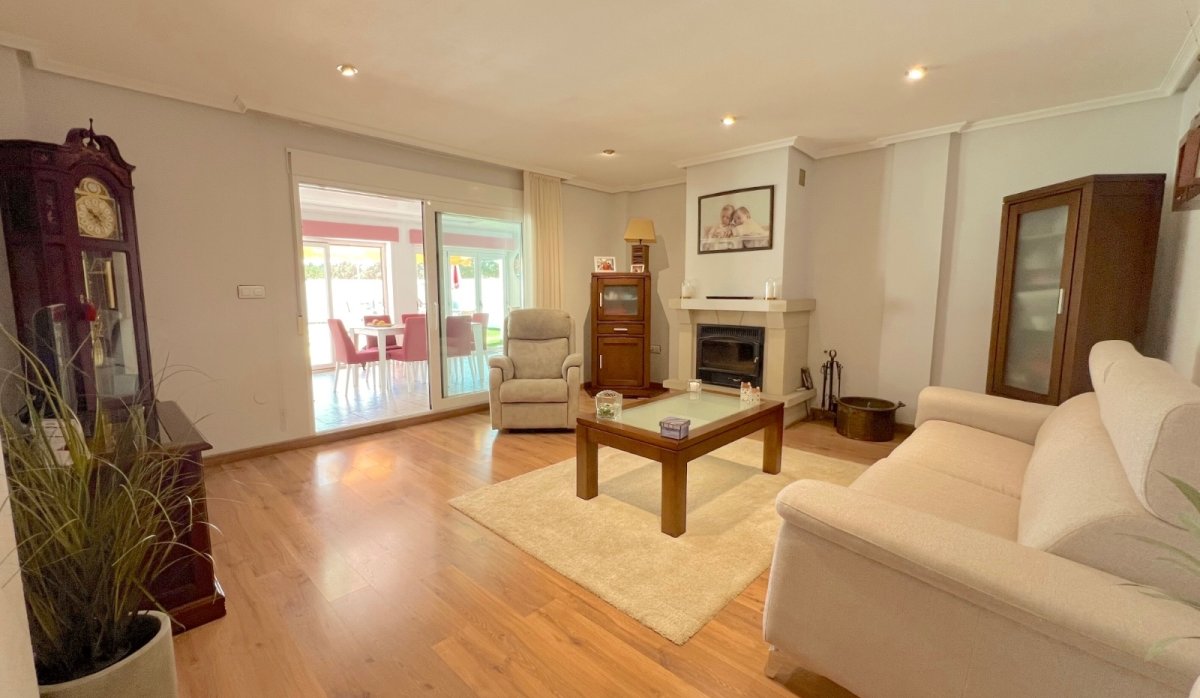 Resale - Villa - San Javier