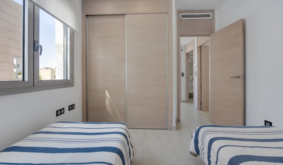 Reventa - Villa - Guardamar del Segura - El Raso