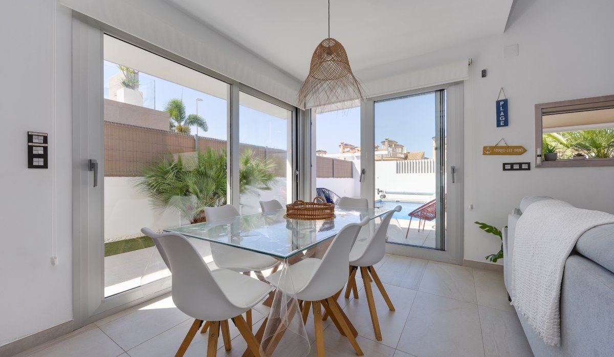 Reventa - Villa - Guardamar del Segura - El Raso