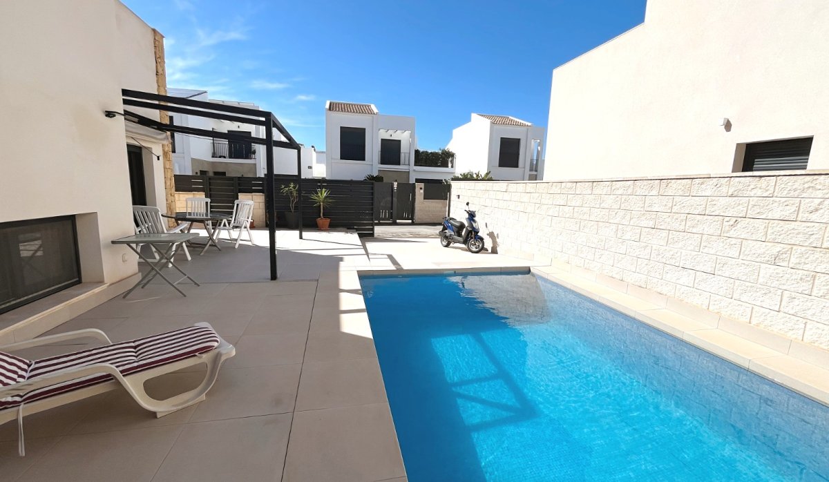 Revente - Villa / Jumelée - Ciudad quesada - Pueblo Bravo