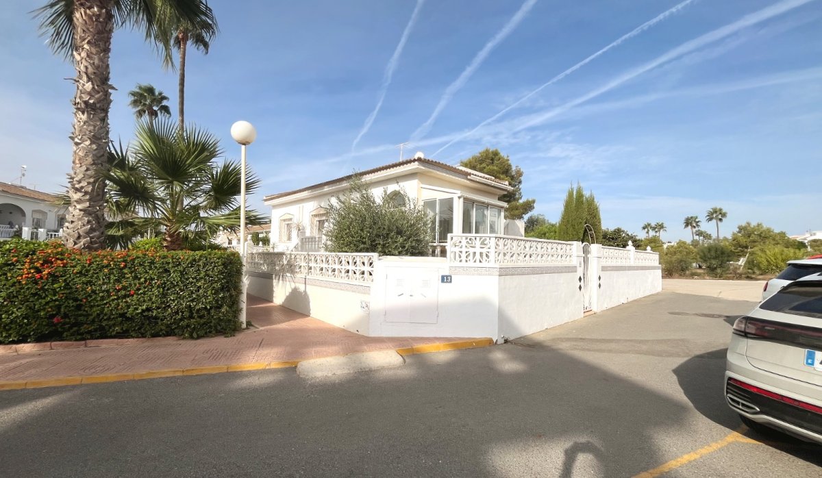 Resale - Bungalow - Ciudad quesada - Pueblo Bravo