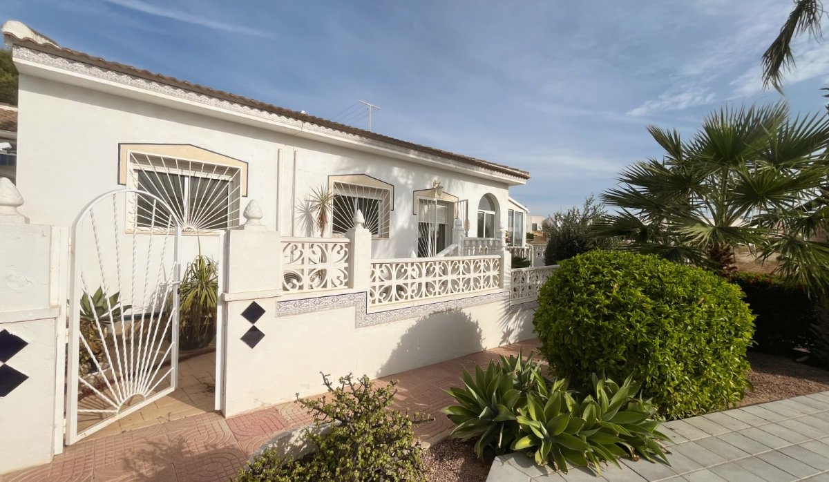 Resale - Bungalow - Ciudad quesada - Pueblo Bravo