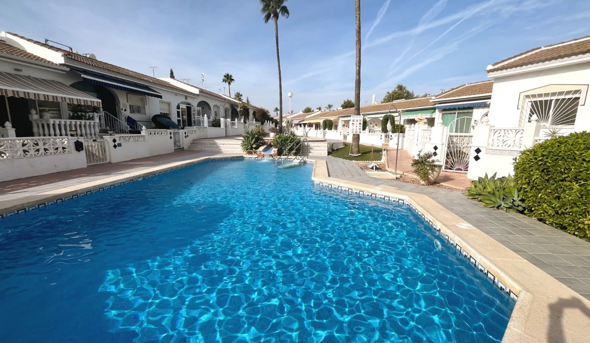 Resale - Bungalow - Ciudad quesada - Pueblo Bravo