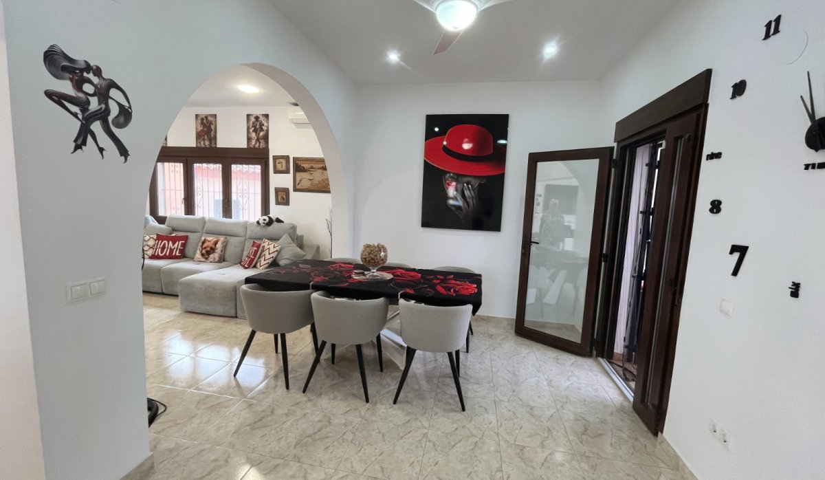 Resale - Villa - Daya Vieja