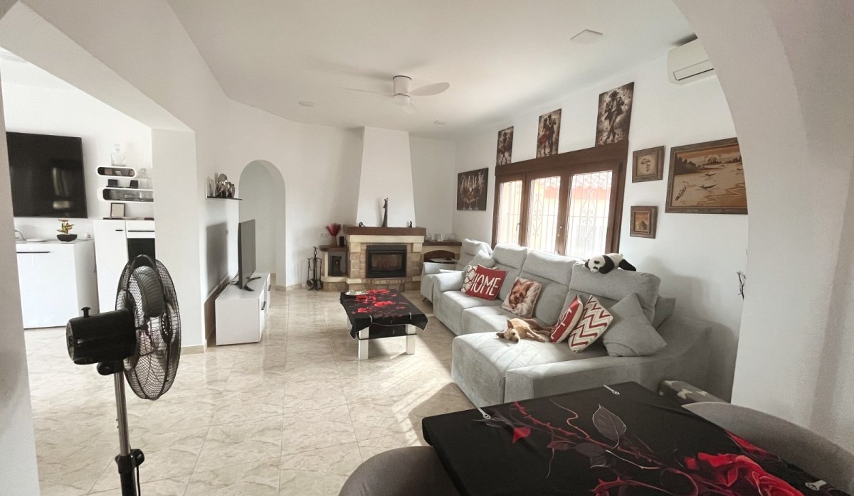 Resale - Villa - Daya Vieja
