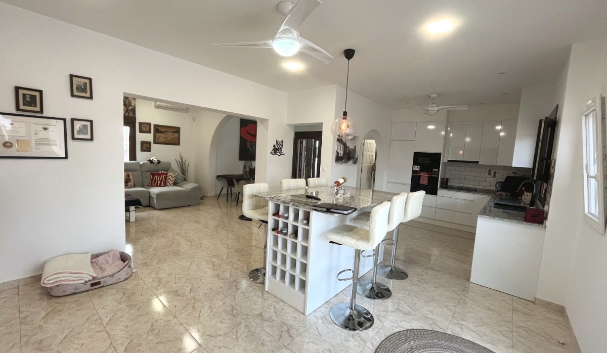 Resale - Villa - Daya Vieja