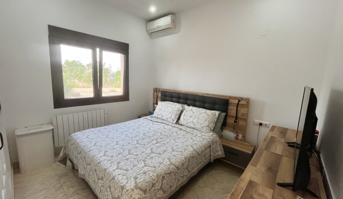 Resale - Villa - Daya Vieja