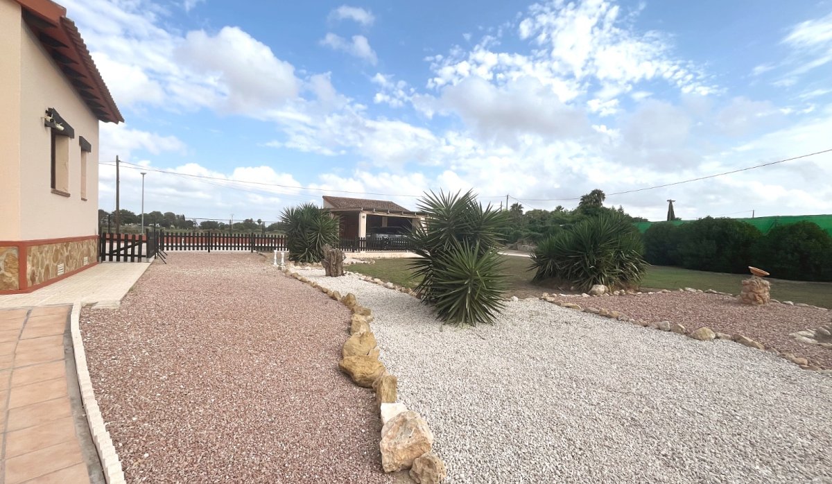 Resale - Villa - Daya Vieja