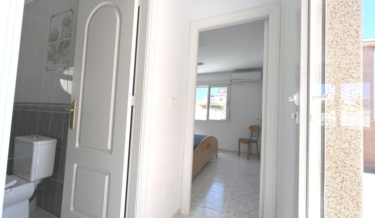 Resale - Townhouse - Ciudad quesada - Altos del golf ii