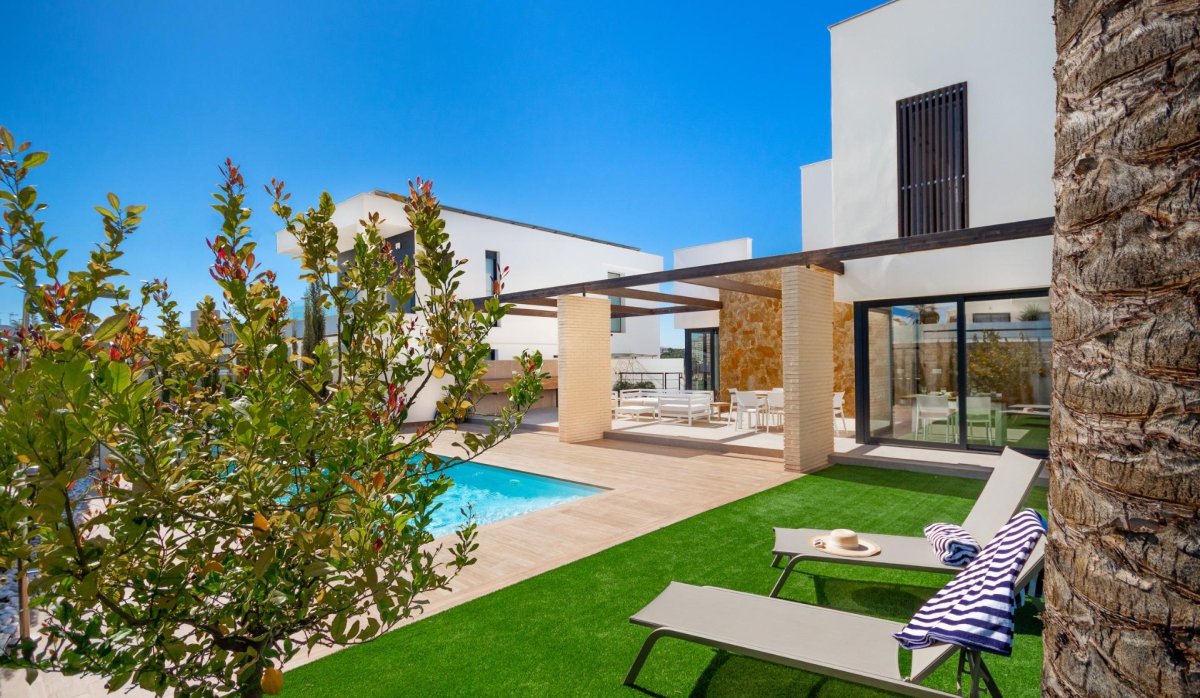 Obra nueva - Villa - Orihuela Costa - Campoamor