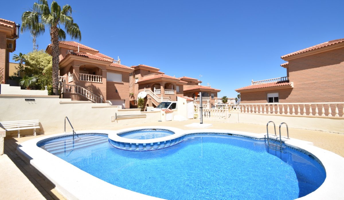 Revente - Villa - Ciudad Quesada - Golf course