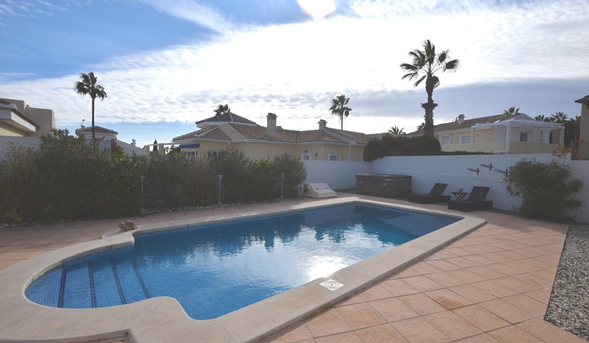 Revente - Detached Villa - Ciudad quesada - Doña Pepa