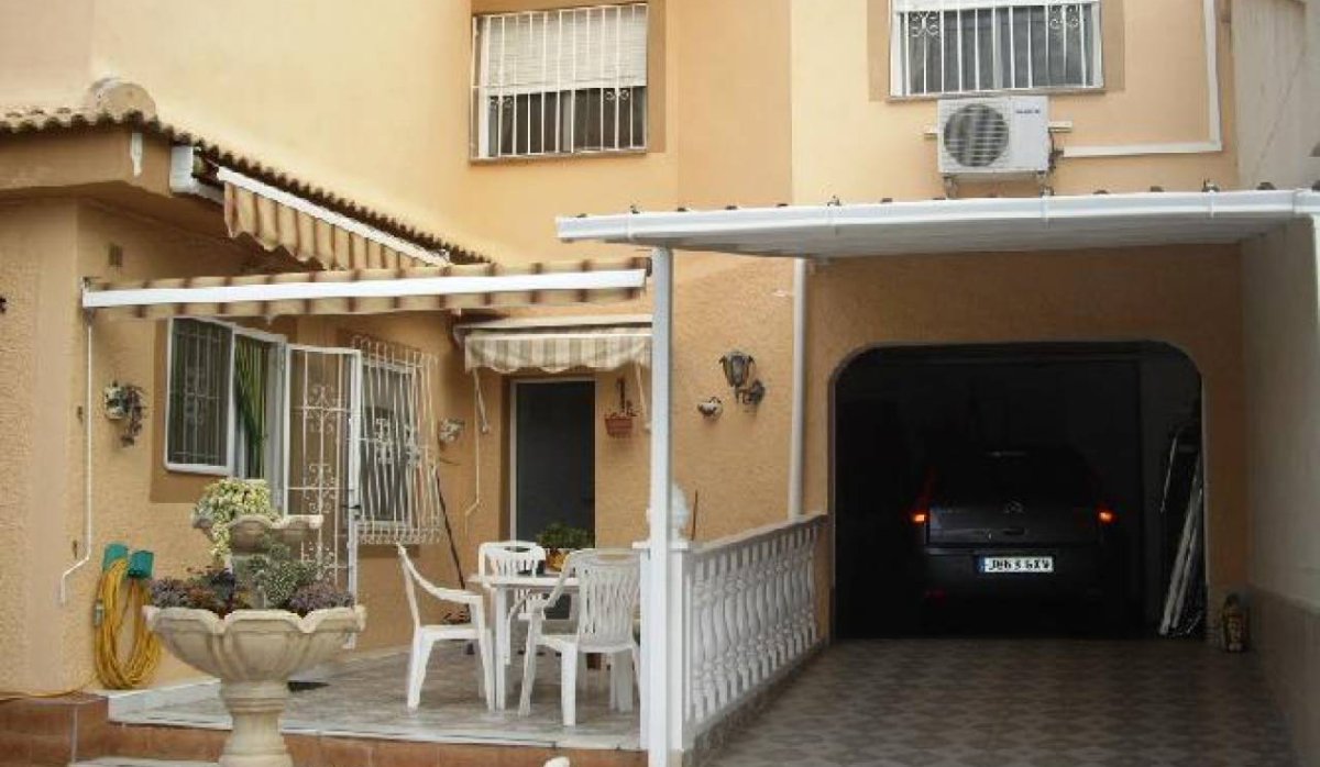 Reventa - Villa - Los Alcazares - Oasis